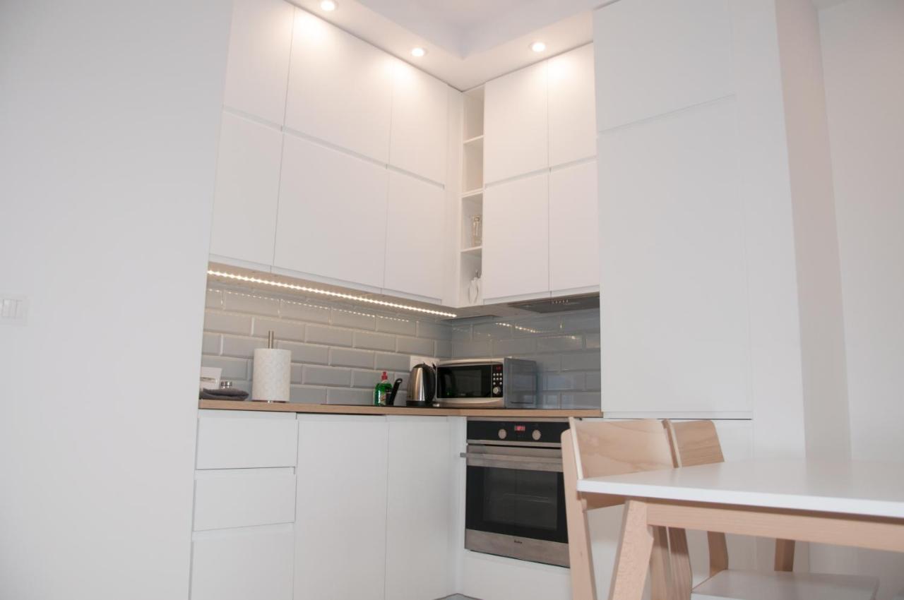 Apartament Business Magazynowa 11A Варшава Экстерьер фото